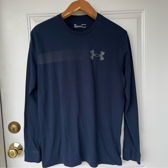 Under Armour Other - •Under Armour• Men’s Long Sleeve HeatGear Shirt - Size Medium